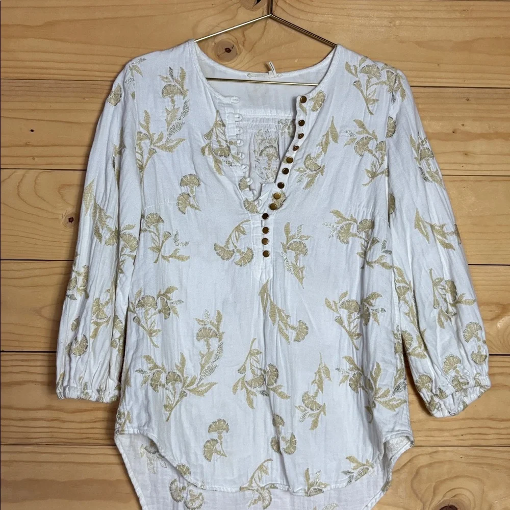 Anthropologie Cream Floral Button-Up Peasant Blouse